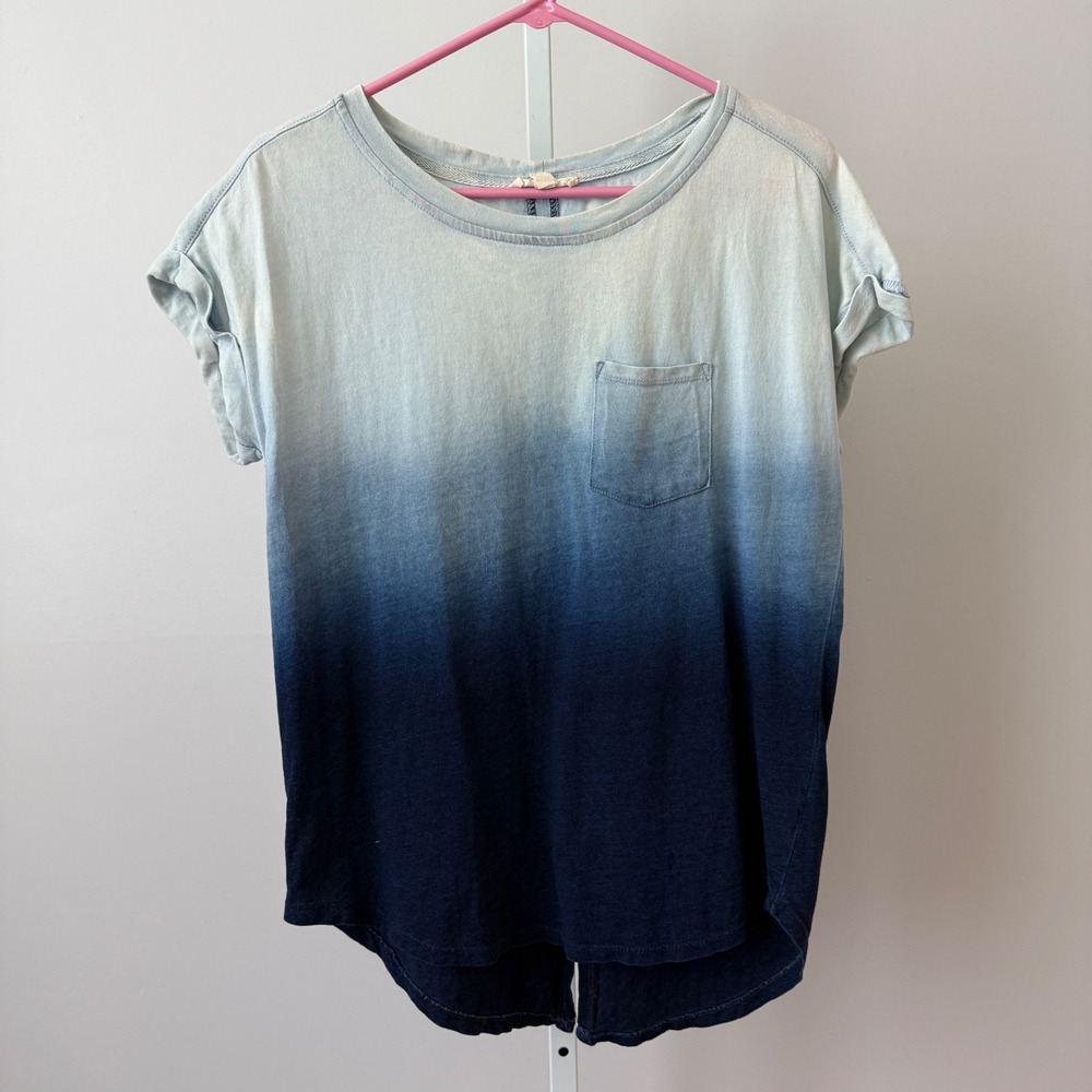 Jane and Delancey Cotton Boho Coastal Relaxed Ombre Pocket Tee Small Blue